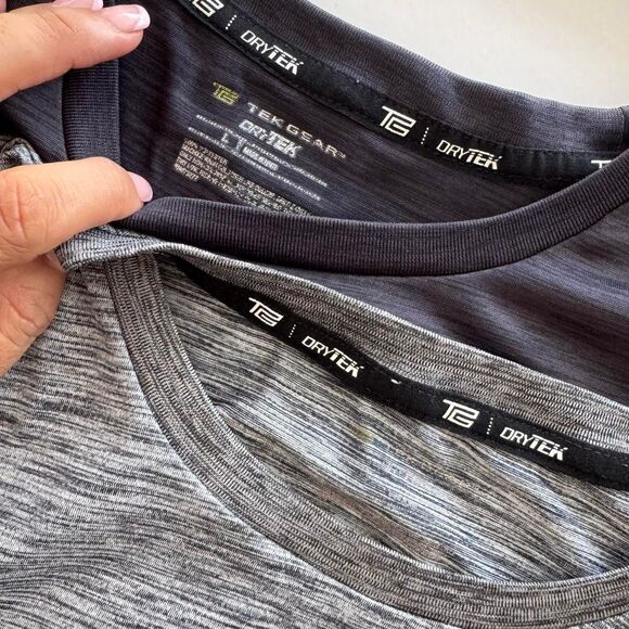 Bundle of 2TEK Gear Men's Dry Tek Performance T's, Grey and Black - Picture 2 of 3